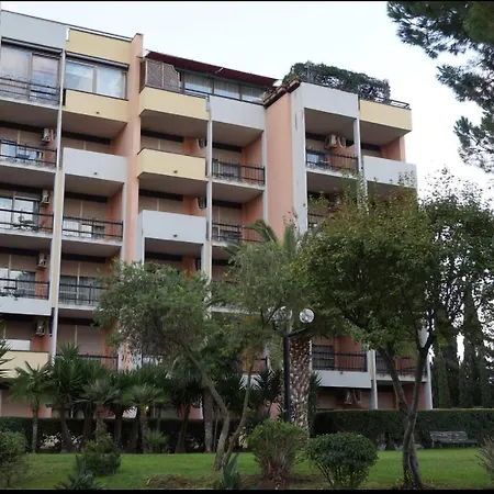 Domus Aurelia Luxury *